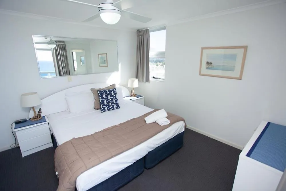 *** Aparthotel Grosvenor Beachfront Apartments Surfers Paradise Gold Coast Australia