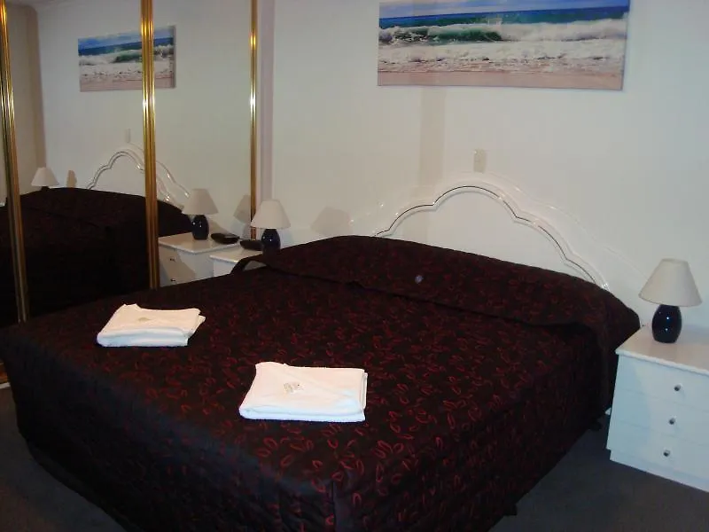 Grosvenor Beachfront Apartments Surfers Paradise Gold Coast